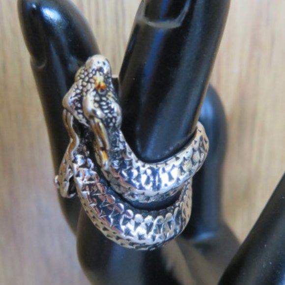 PYTHON Snake Ring Alloy Size 4 (K274) - Picture 1 of 5